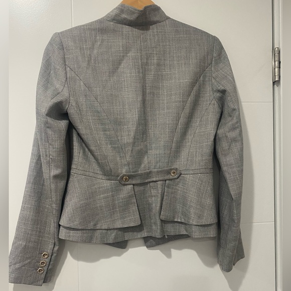 Gray Blazer Size 4 - Picture 2 of 4